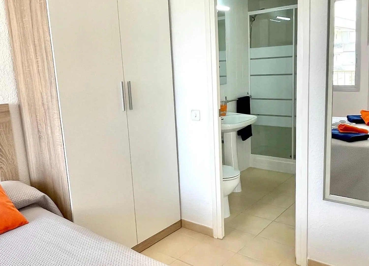 アパート Apartbeach Adriatico 518 Vistas Playa Y Climatizado ラ・ピネーダ
